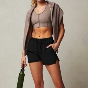 Fabletics The One Short 5” in Black - Size 4X